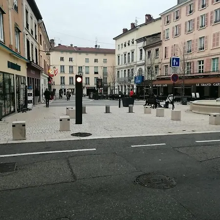 Proche Gare, Parking Couvert, Wifi Bourgoin-Jallieu